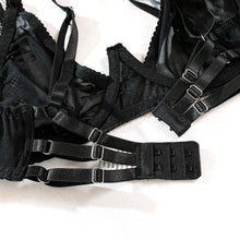 Load image into Gallery viewer, ‘HIPS DON&#39;T LIE&#39; GARTER SET in BLACK &amp; ANIMAL PRINT