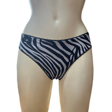 Load image into Gallery viewer, RAD ZEBRA PRINT LOW WAIST SCRUNCH BUM SHORTS